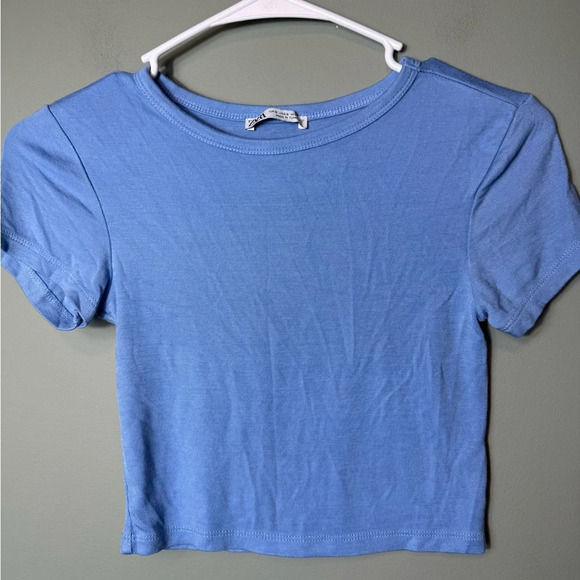 Zara Women’s Blue Crop Top Short Sleeve Very Stretchy Medium - Picture 1 of 5